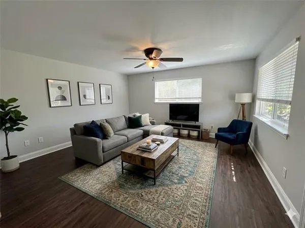 $2,300 | 2001 St Nick Drive, New Orleans, LA 70131