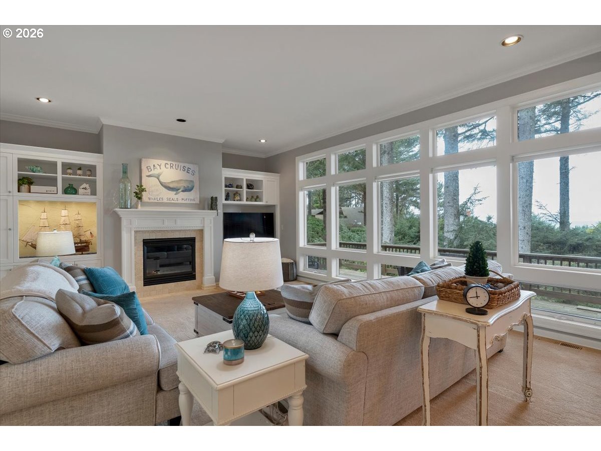 108 Ridge Crest Road Gleneden Beach, OR 97388 - Photo 17 of 47