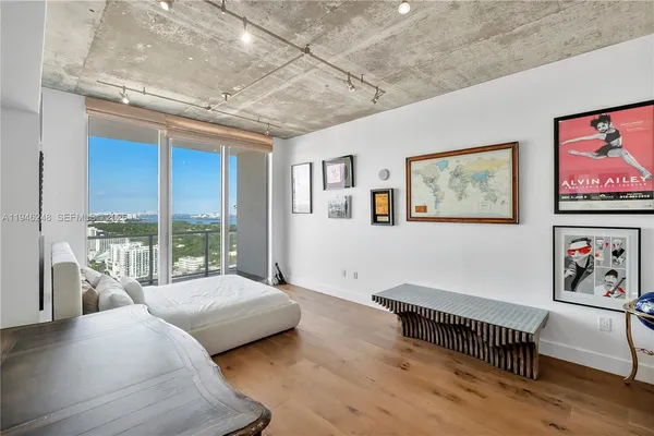 $10,000 | 3470 East Coast Avenue, Unit PH202, Miami, FL 33137