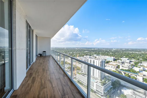 $10,000 | 3470 East Coast Avenue, Unit PH202, Miami, FL 33137