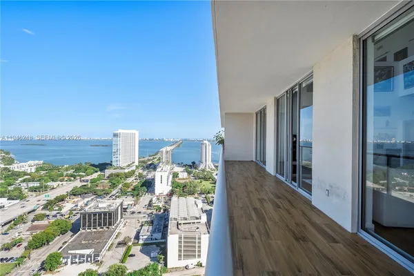 $10,000 | 3470 East Coast Avenue, Unit PH202, Miami, FL 33137