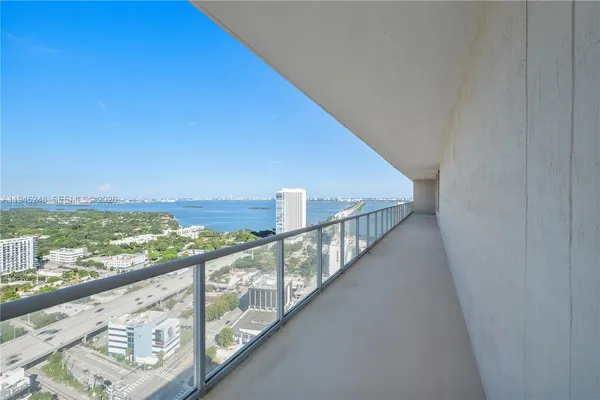$10,000 | 3470 East Coast Avenue, Unit PH202, Miami, FL 33137