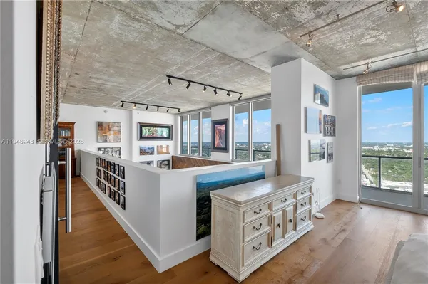 $10,000 | 3470 East Coast Avenue, Unit PH202, Miami, FL 33137