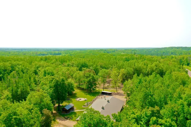$1,200,000 | 44384 Grace Lake Road, Hinckley, MN 55037