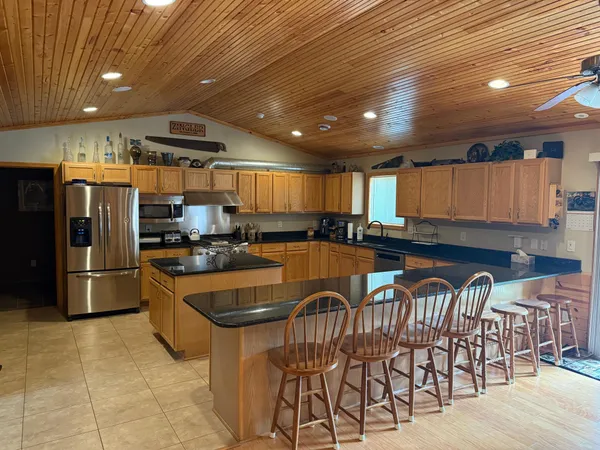 $1,200,000 | 44384 Grace Lake Road, Hinckley, MN 55037