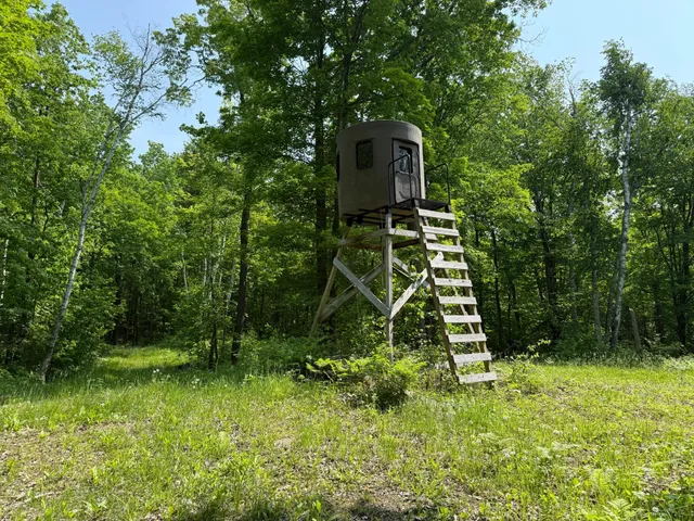 $1,200,000 | 44384 Grace Lake Road, Hinckley, MN 55037