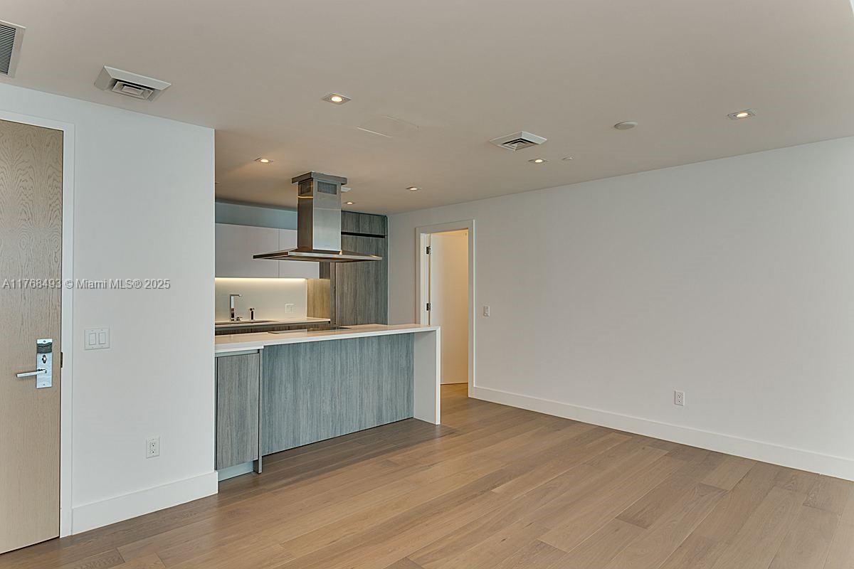 360 Ocean Drive, Unit 1004S Key Biscayne, FL 33149 - Photo 7 of 25