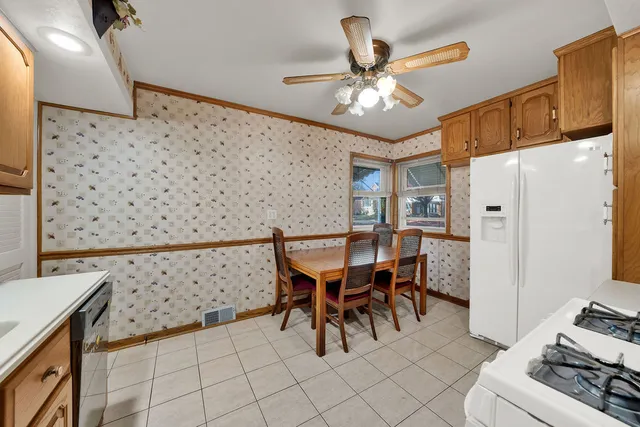 $299,900 | 5611 South Monitor Avenue, Chicago, IL 60638