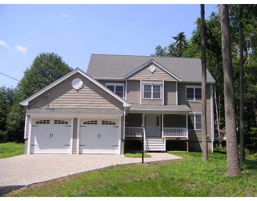 53 Spring Street Wakefield, MA 01880 - Photo 1 of 9 Gallery Image 1