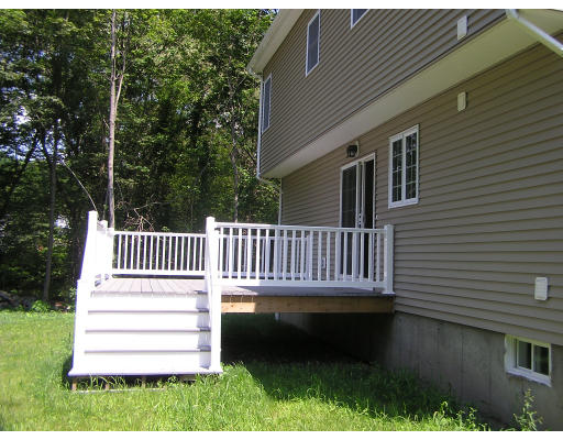 53 Spring Street Wakefield, MA 01880 - Photo 6 of 9 Gallery Image 6