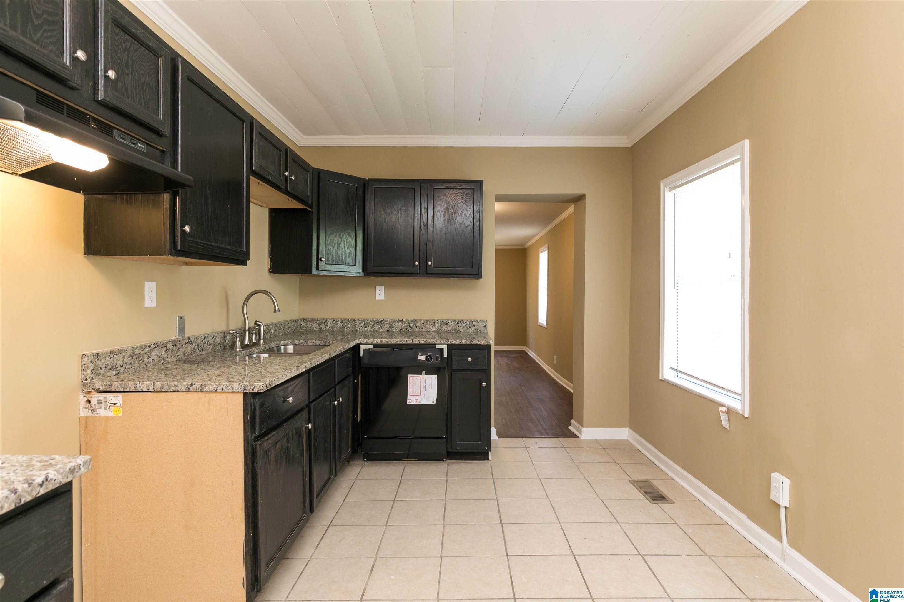 236 Ridgeway Road Bessemer, AL 35023 - Photo 12 of 28