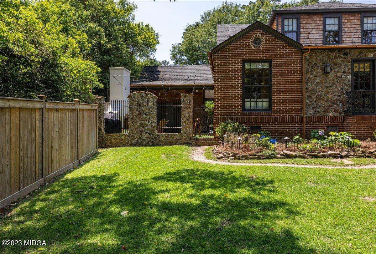 1289 South Jackson Springs Road Macon, GA 31211 - Photo 8 of 39 4