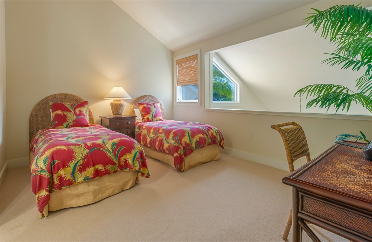 2387 Ho'ohu Road, Unit 221 Koloa, HI 96756 - Photo 21 of 25 a bedroom with bed and a potted plant