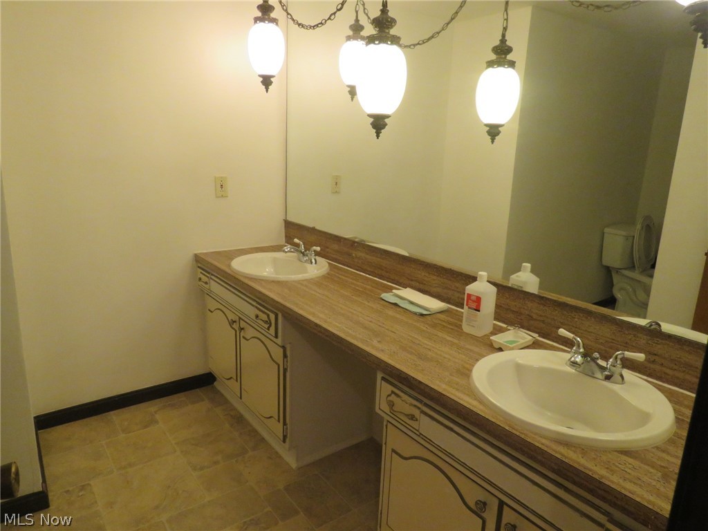6745 Case Road North Ridgeville, OH 44039 - Photo 11 of 23
