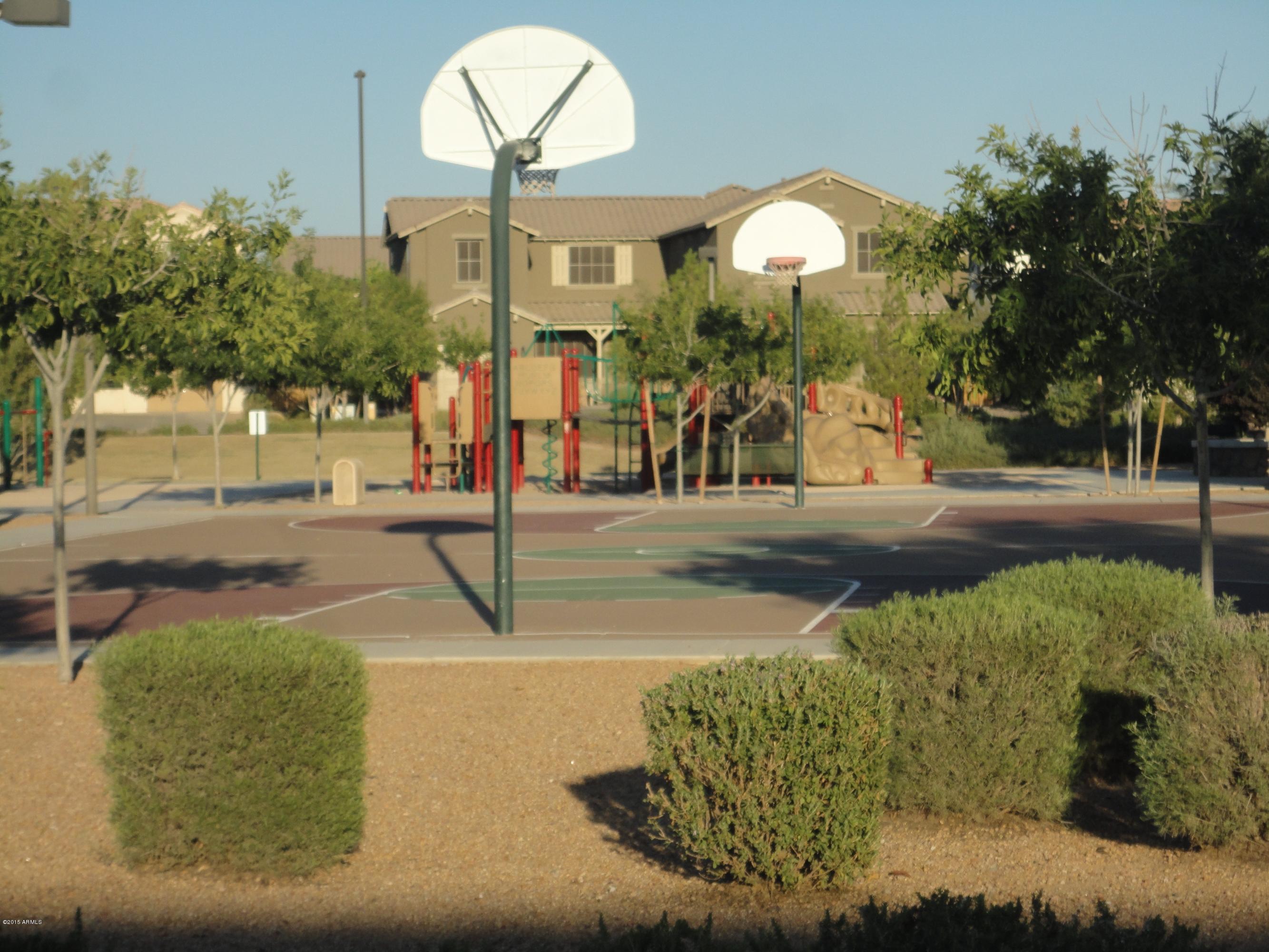 2992 East Blue Ridge Way Gilbert, AZ 85298 - Photo 2 of 11 DSC01527