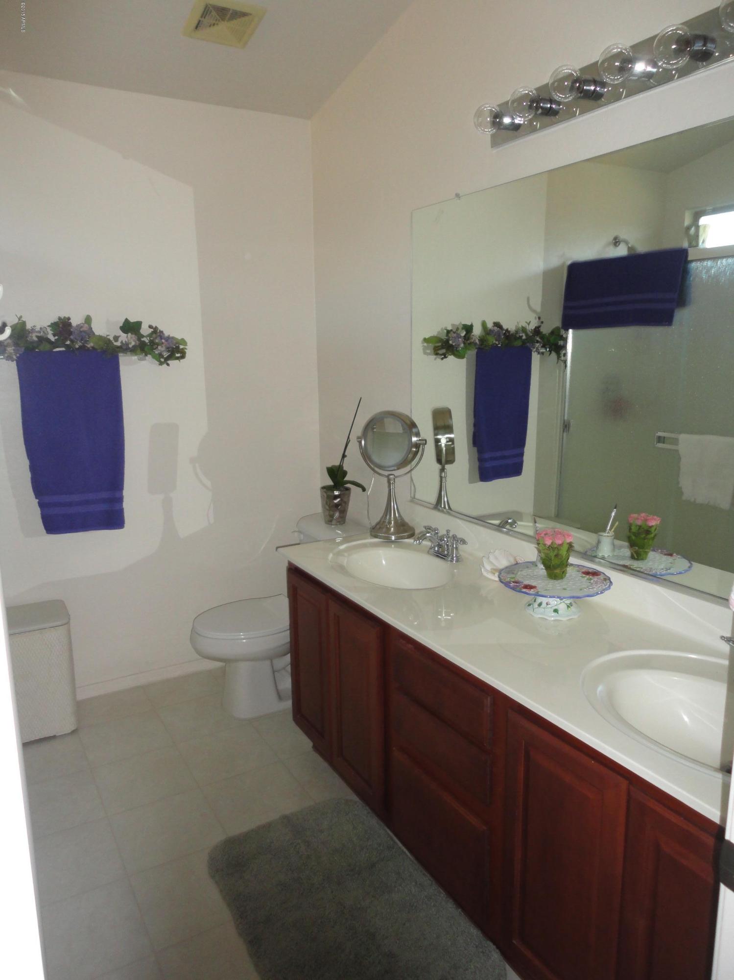 2992 East Blue Ridge Way Gilbert, AZ 85298 - Photo 4 of 11 DSC01579