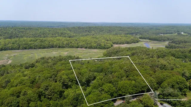 $359,700 | 4-5 6 Lewis Hill Road, Newcastle, ME 04553