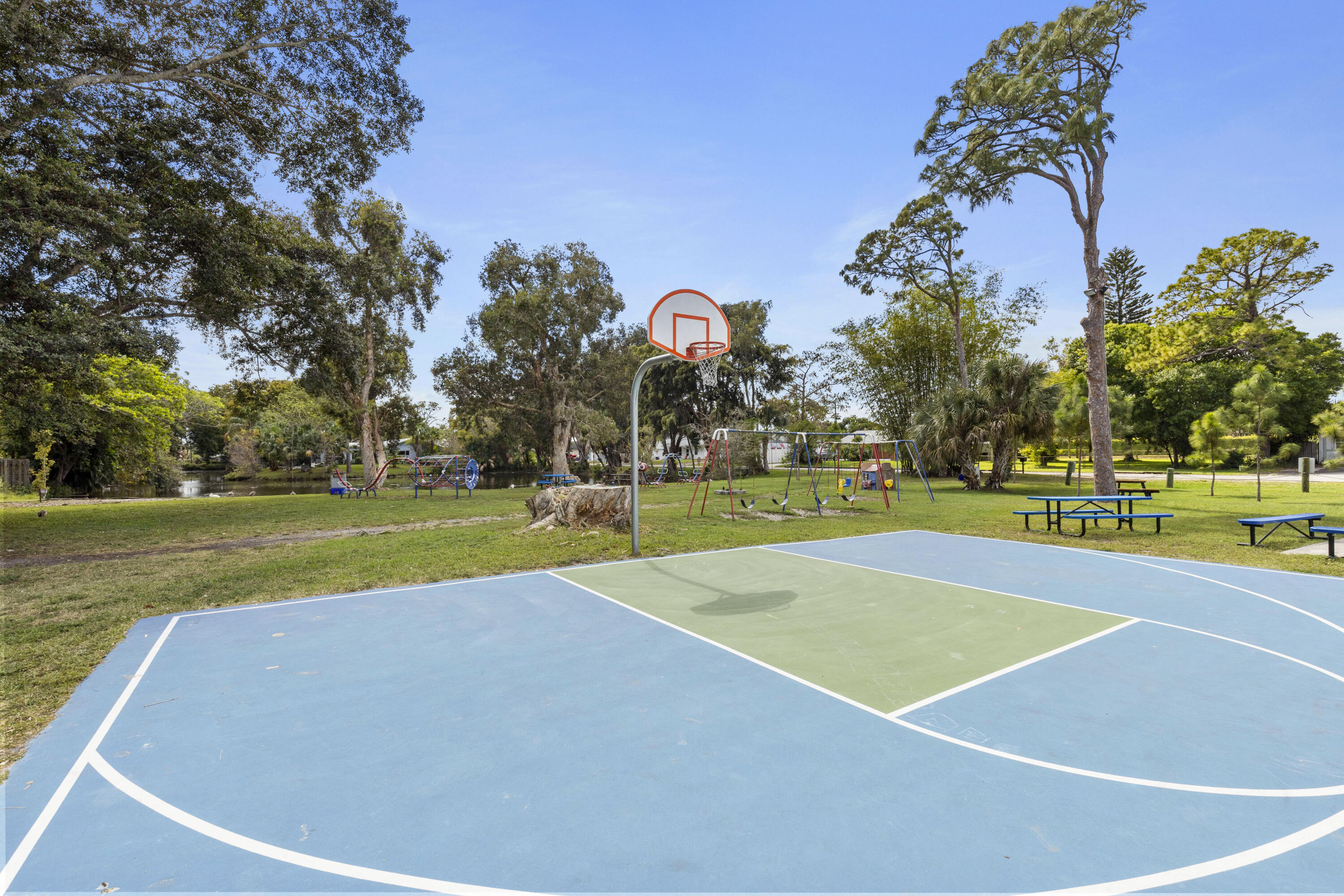 5100 Van Buren Road Delray Beach, FL 33484 - Photo 28 of 35 Community Basketball Courts