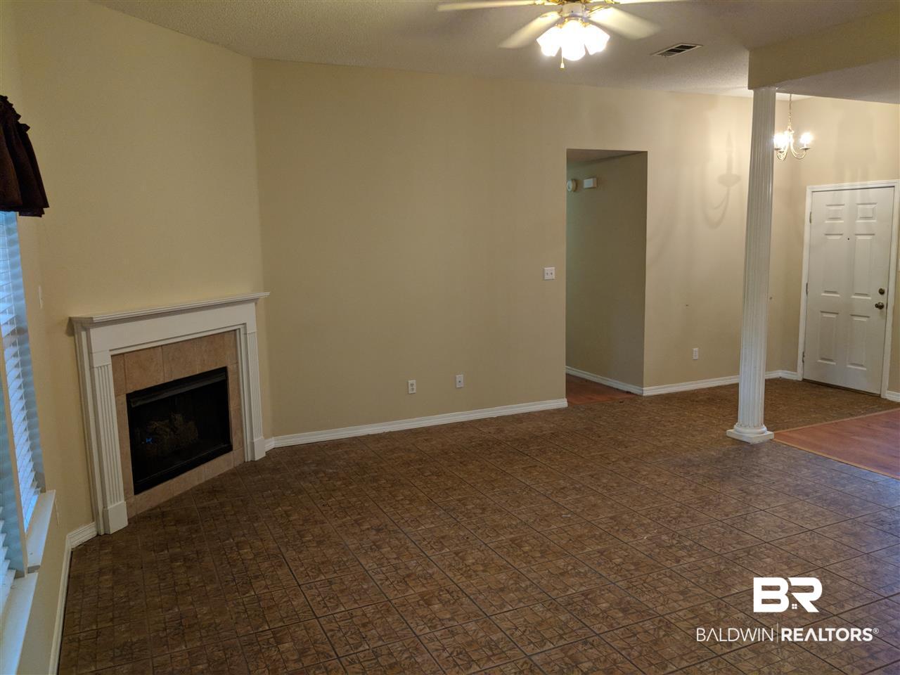 2135 Willow Oak Drive Mobile, AL 36695 - Photo 2 of 19