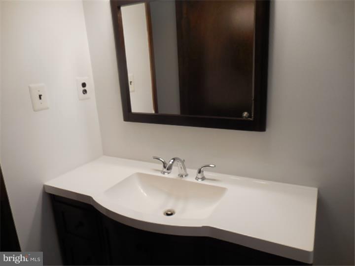 8 Switlik Road Hamilton Square, NJ 08690 - Photo 10 of 16 Master Bathroom