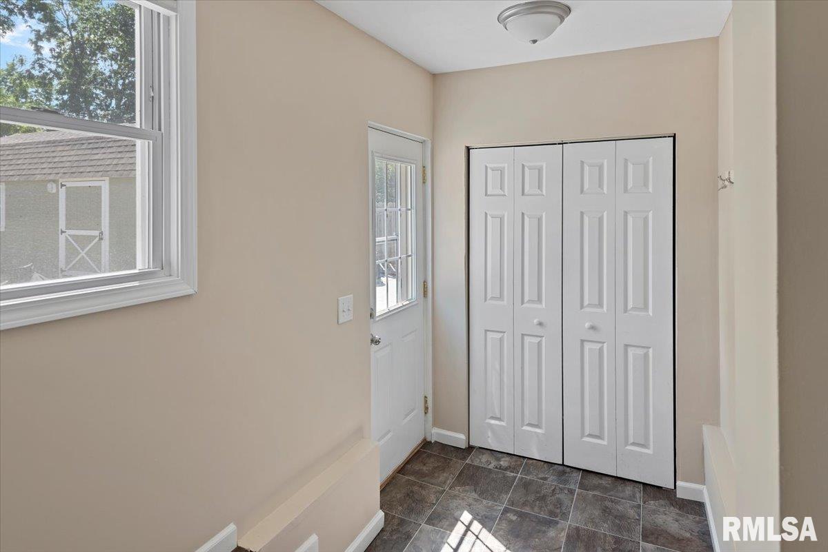 3116 Interurban Avenue Springfield, IL 62707 - Photo 14 of 31 Gallery Image 14