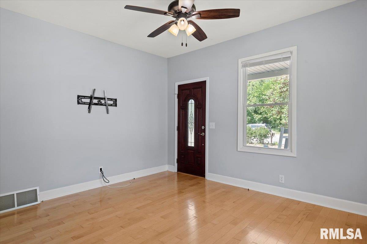 3116 Interurban Avenue Springfield, IL 62707 - Photo 6 of 31 Gallery Image 6
