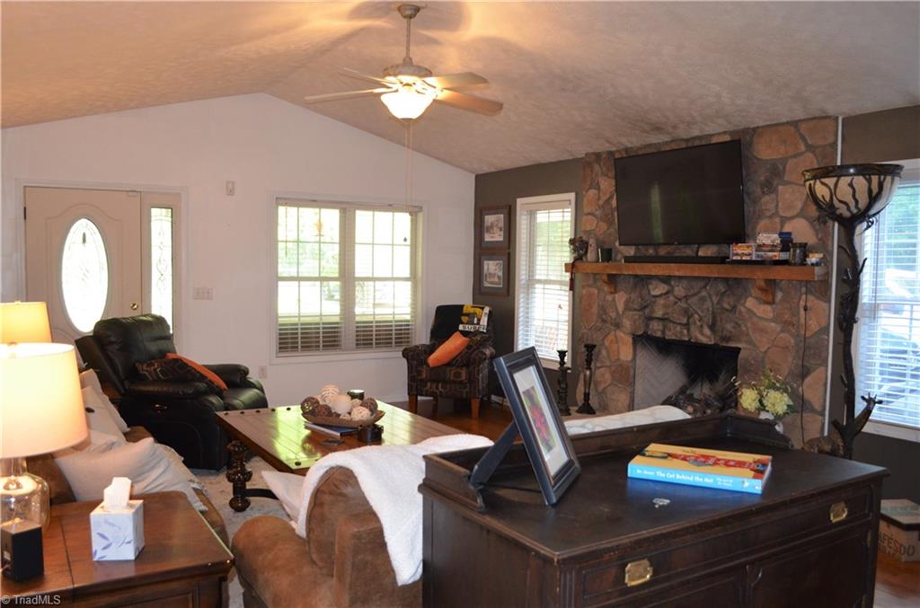 231 Remer Regan Road Lexington, NC 27292 - Photo 4 of 26 Gallery Image 4
