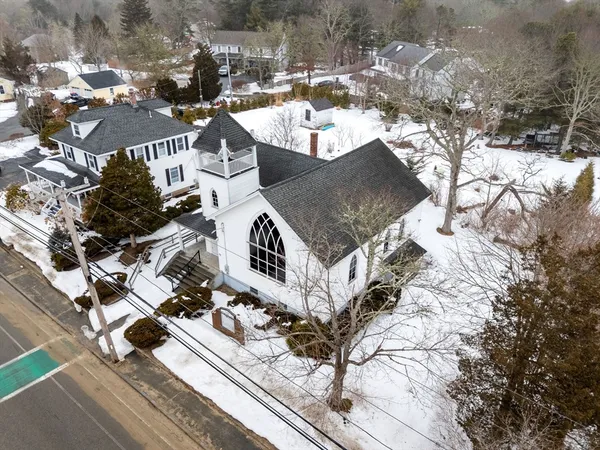 $399,000 | 391 Onset Avenue, Wareham, MA 02558