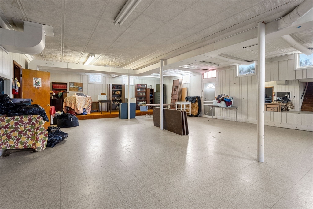 391 Onset Avenue Wareham, MA 02558 - Photo 18 of 30