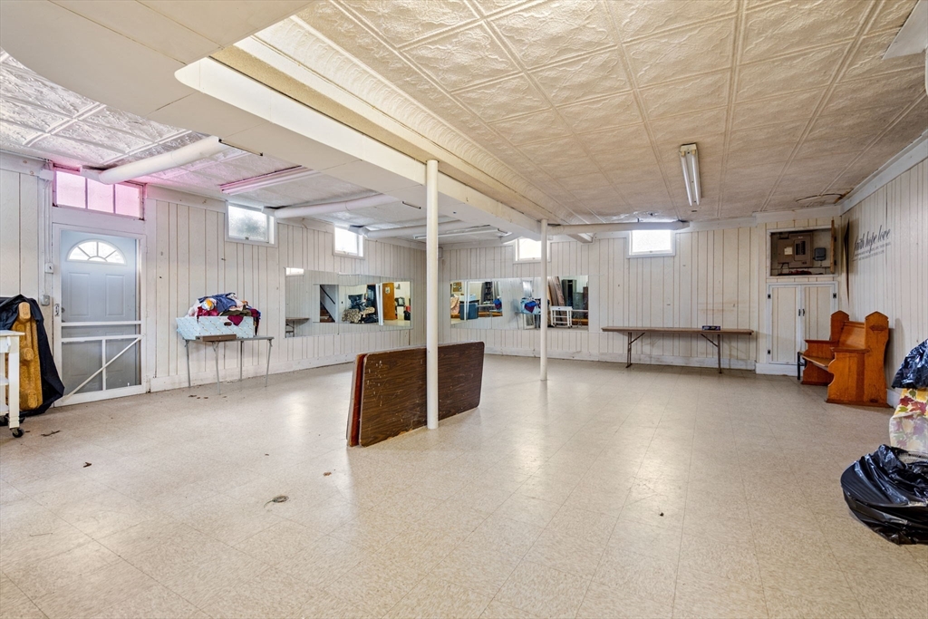 391 Onset Avenue Wareham, MA 02558 - Photo 21 of 30