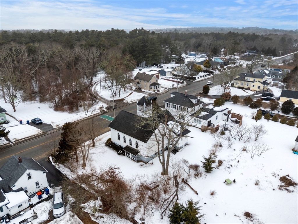 391 Onset Avenue Wareham, MA 02558 - Photo 24 of 30