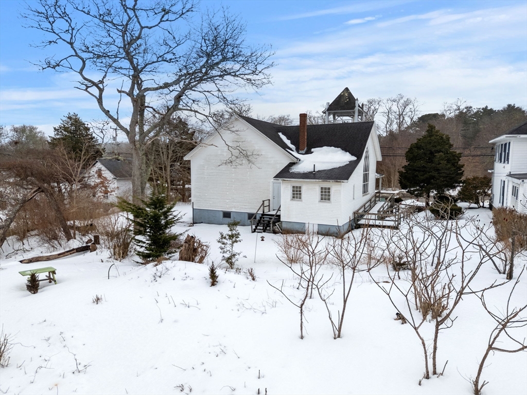391 Onset Avenue Wareham, MA 02558 - Photo 5 of 30