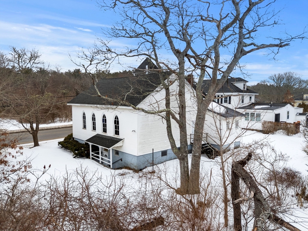 391 Onset Avenue Wareham, MA 02558 - Photo 6 of 30
