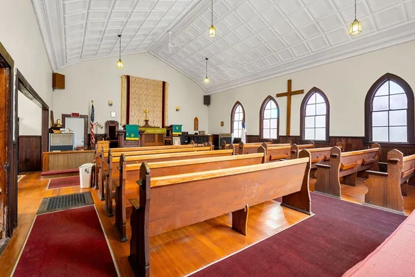 $399,000 | 391 Onset Avenue, Wareham, MA 02558