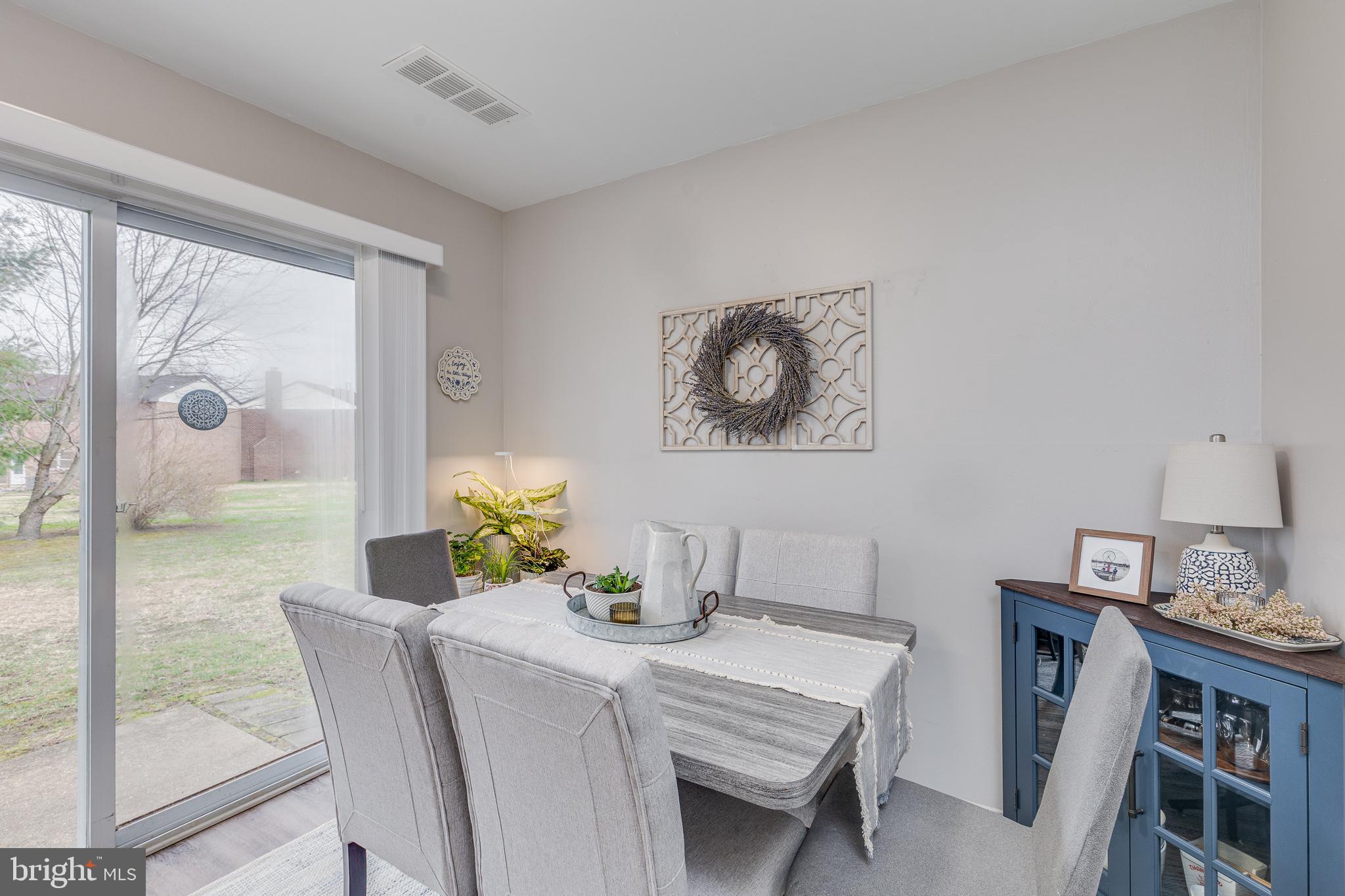 65 Eaves Mill Road Medford, NJ 08055 - Photo 23 of 46 Breakfast room