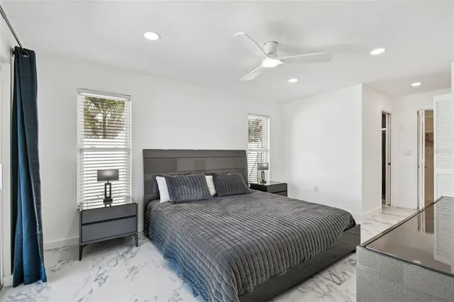 $1,399,990 | 340 Palm Island Northeast, Clearwater Beach, FL 33767