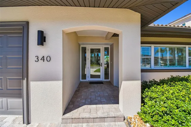 $1,399,990 | 340 Palm Island Northeast, Clearwater Beach, FL 33767