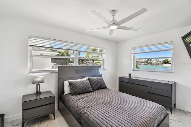 $1,399,990 | 340 Palm Island Northeast, Clearwater Beach, FL 33767