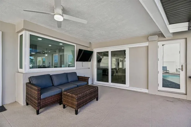 $1,399,990 | 340 Palm Island Northeast, Clearwater Beach, FL 33767