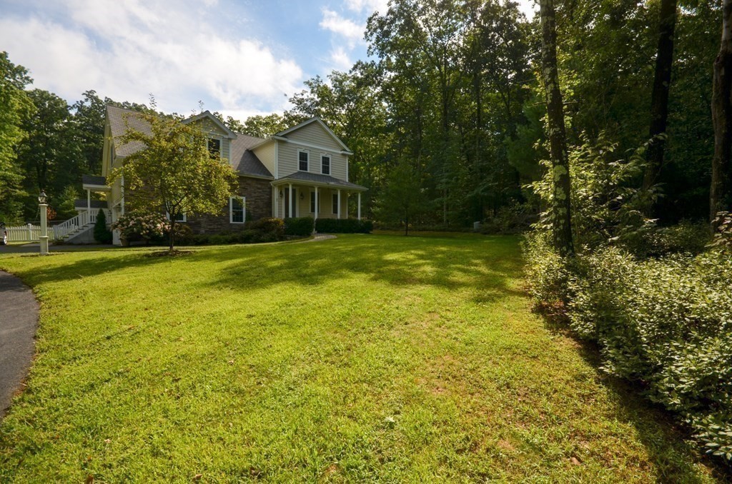 85 Partridge Hill Road Sutton, MA 01590 - Photo 3 of 35