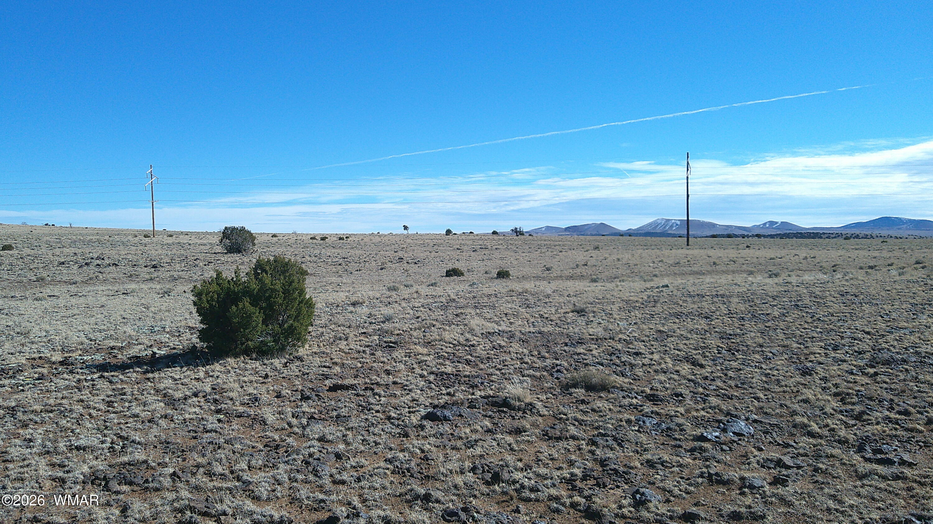 2 Concho Az 85924 Concho, AZ 85924 - Photo 1 of 14 a view of a dry yard with wooden fence