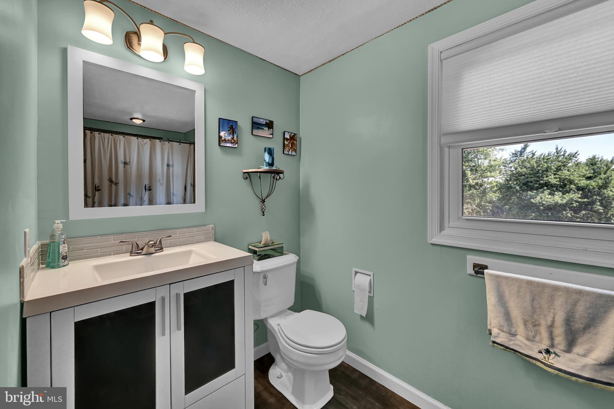 2227 Slagel Road Spring Grove, PA 17362 - Photo 29 of 53 2nd level full bath.