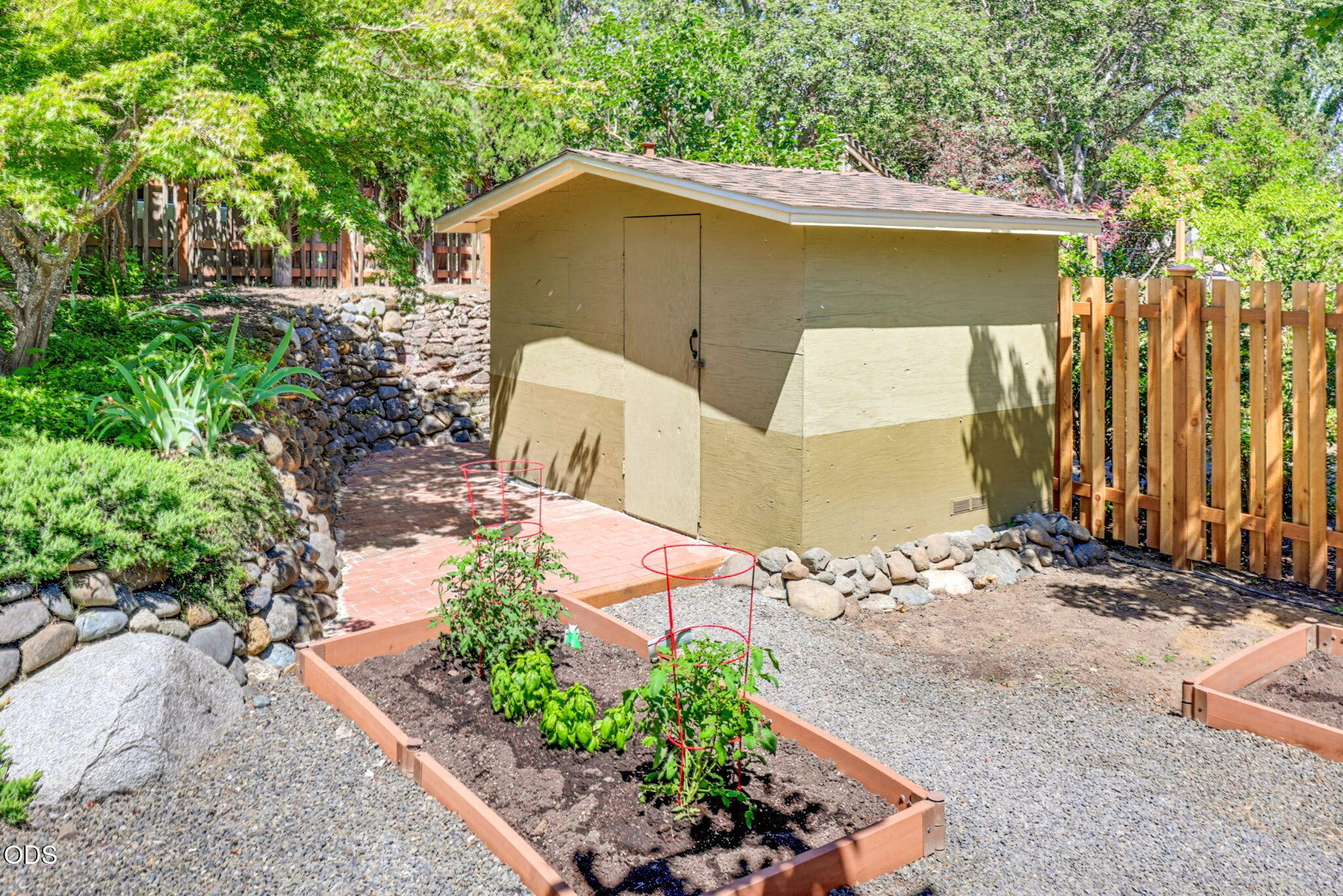 75 Dewey Street Ashland, OR 97520 - Photo 40 of 50