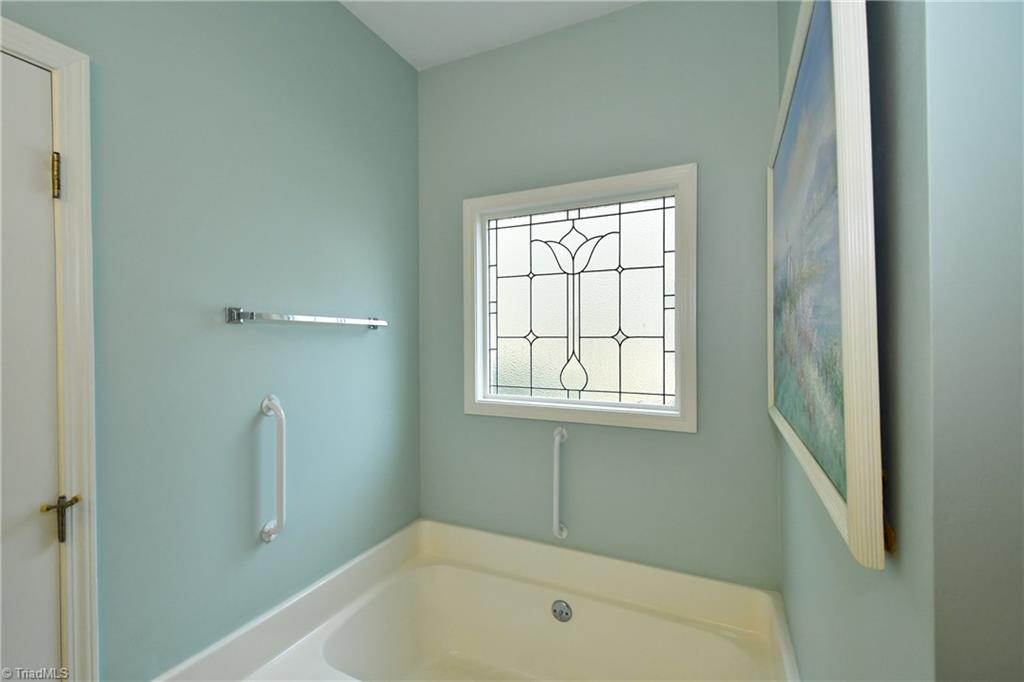 1263 Stadler Ridge Road Winston-Salem, NC 27106 - Photo 14 of 24 Gallery Image 14