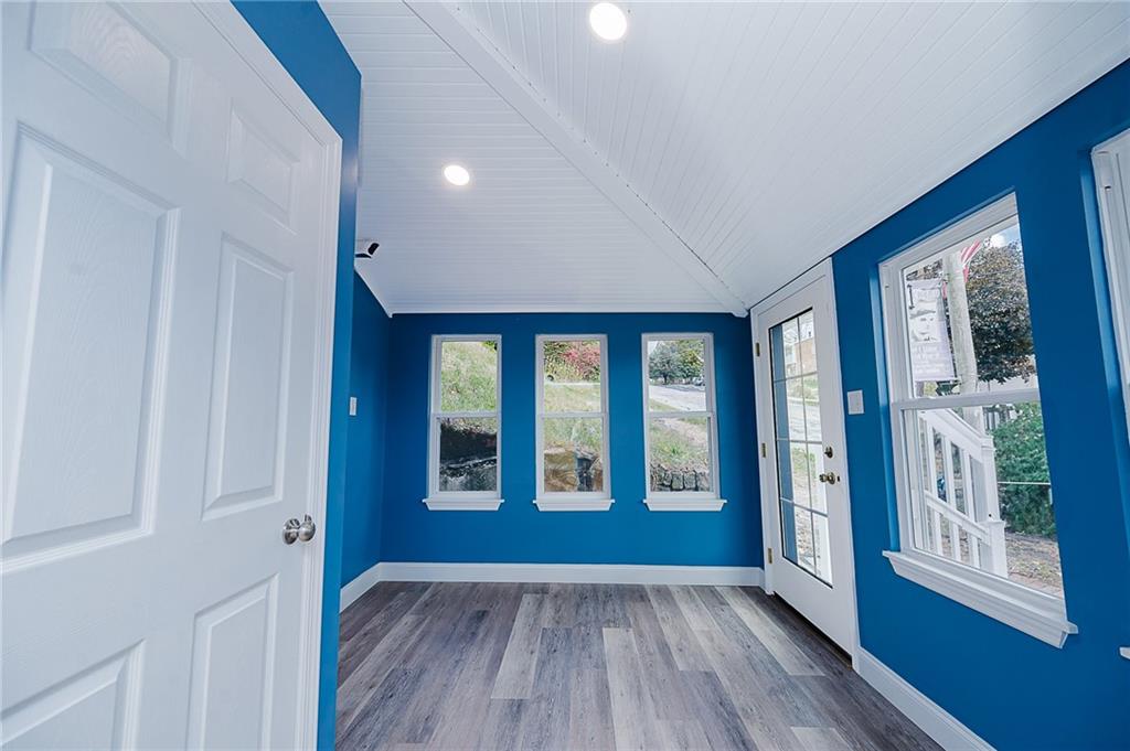 321 Point Street Saltsburg, PA 15681 - Photo 7 of 33