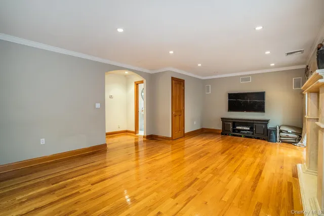 $1,899,000 | 141-16 11th Avenue | Whitestone