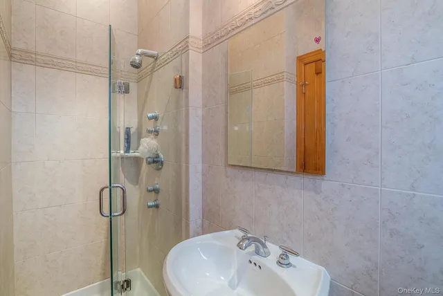 $1,899,000 | 141-16 11th Avenue | Whitestone