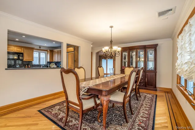 $1,899,000 | 141-16 11th Avenue | Whitestone