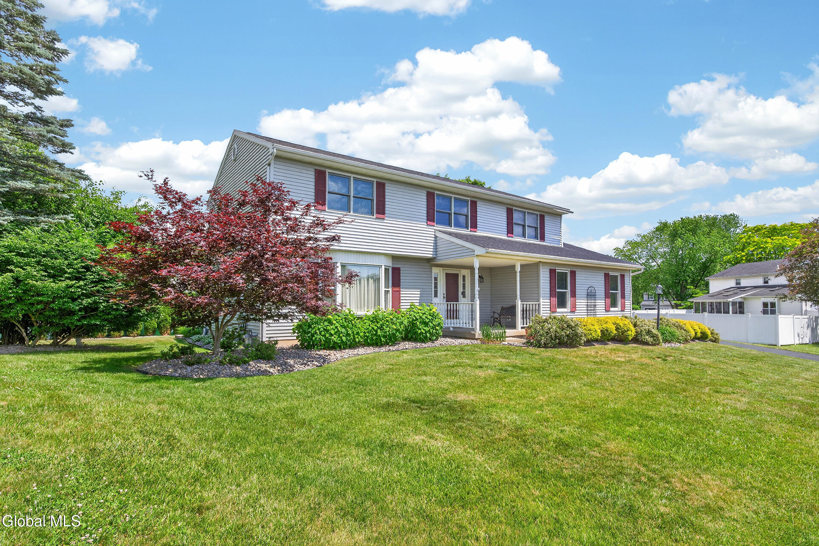 44 Mallard Road Bethlehem, NY 12077 - Photo 14 of 90 013-44-Mallard-Rd-Glenmont-NY-12077