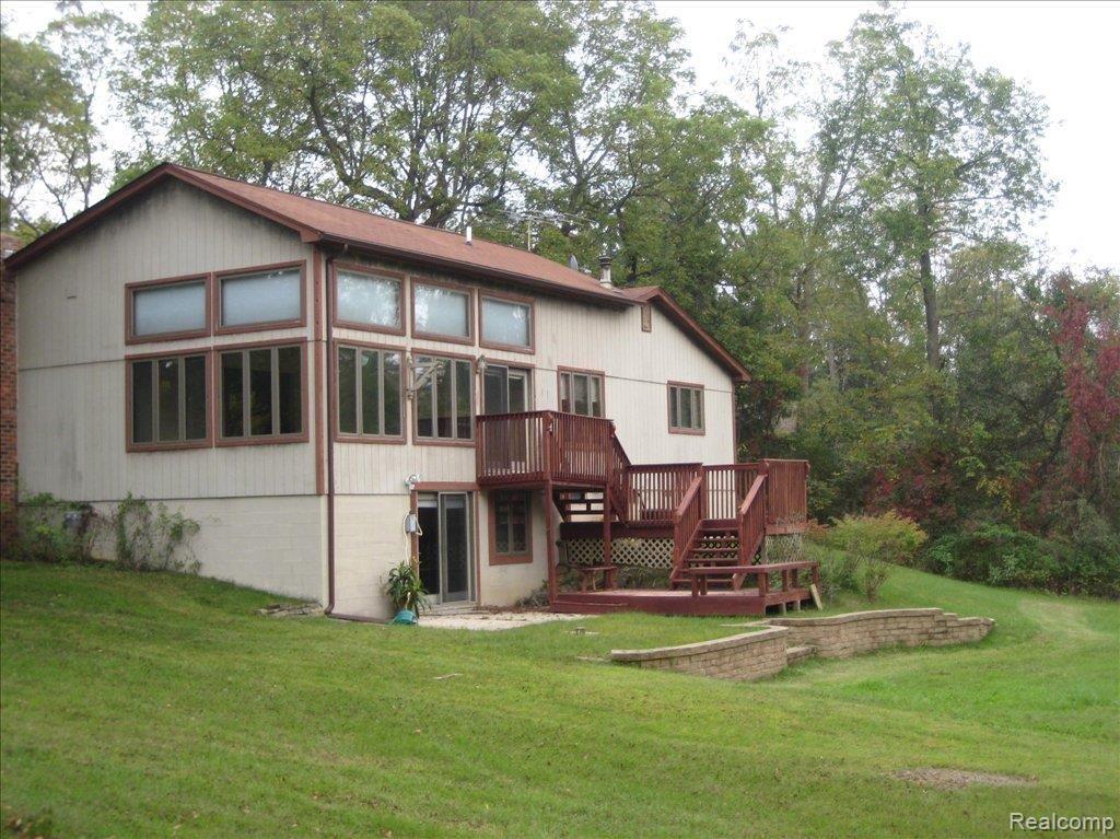 68815 Dequindre Road Oakland, MI 48363 - Photo 1 of 21 SIDE VIEW